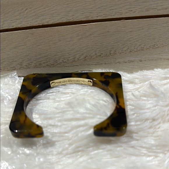 French Connection Tortoiseshell Square Bangle - Picture 1 of 4